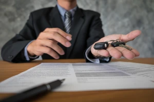DLACZEGO WARTO POMYŚLEĆ O ZAREJESTROWANIU AUTA U POŁUDNIOWYCH SĄSIADÓW?